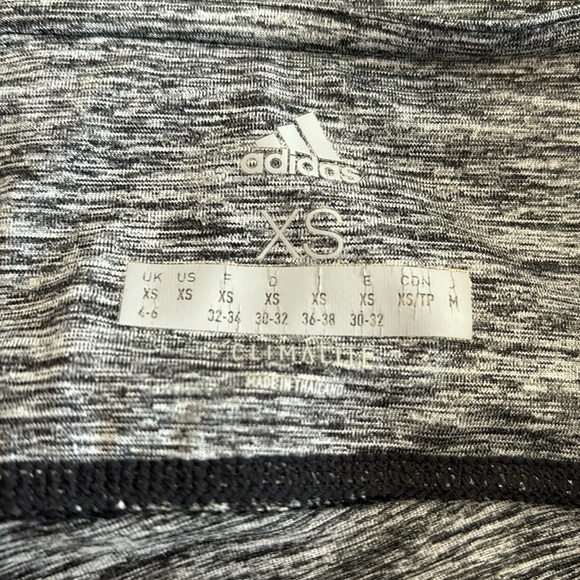 Women’s XS Adidas leggings, gray, and black - Picture 3 of 4